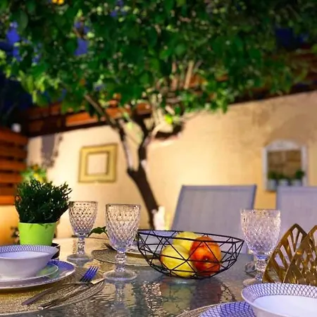 Apartment Cozy Garden Apt With Pool Paphos